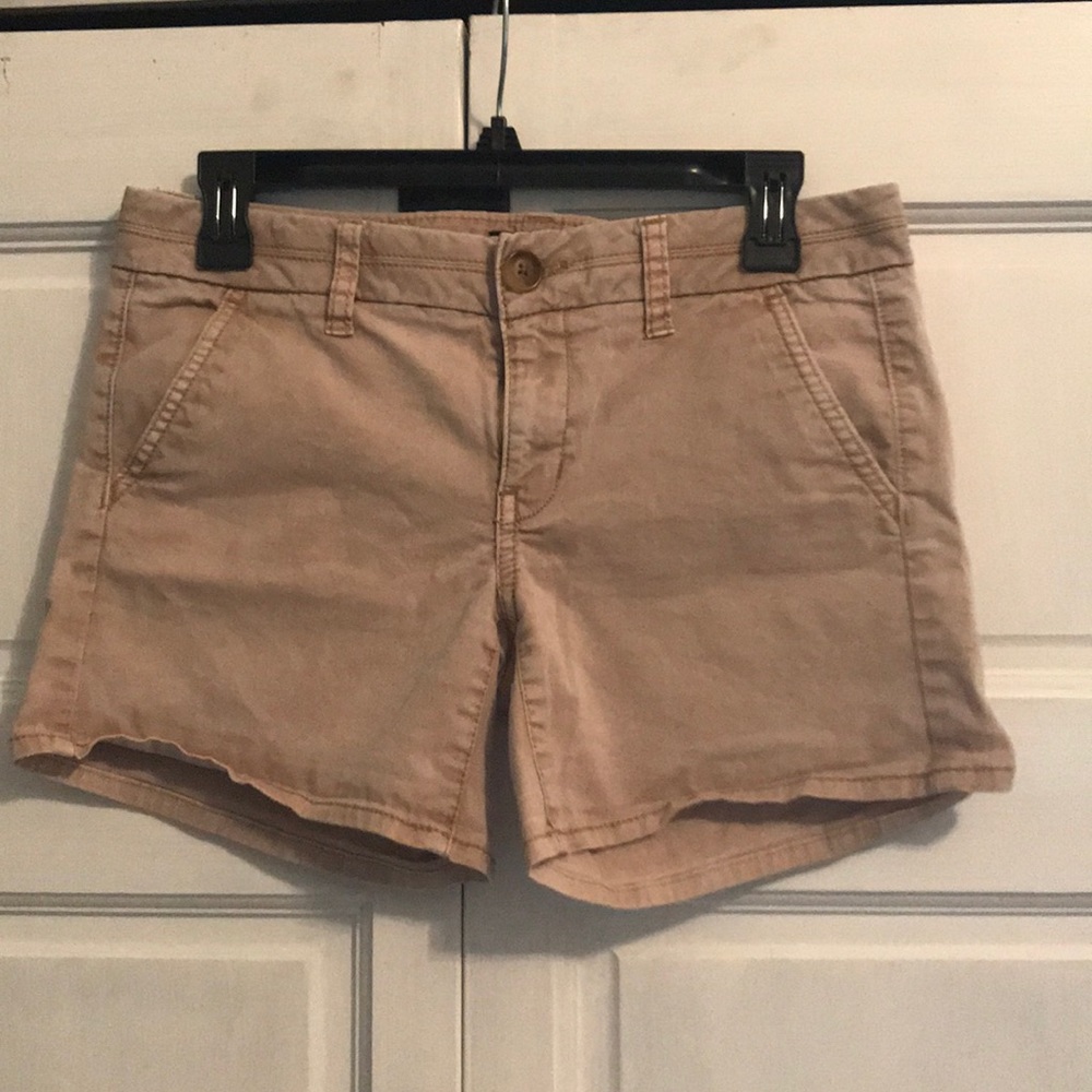 American Eagle stretch khaki shorts size 4